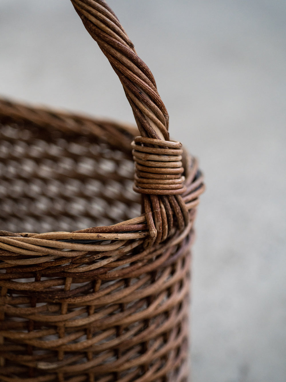 Akebi Single Handle Basket