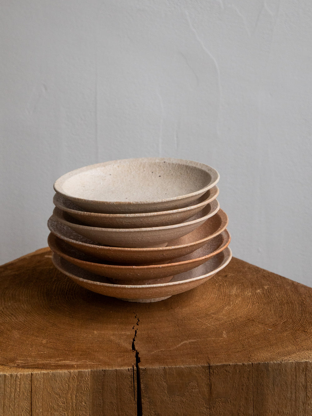 Iga Round Plate – Benichoseki
