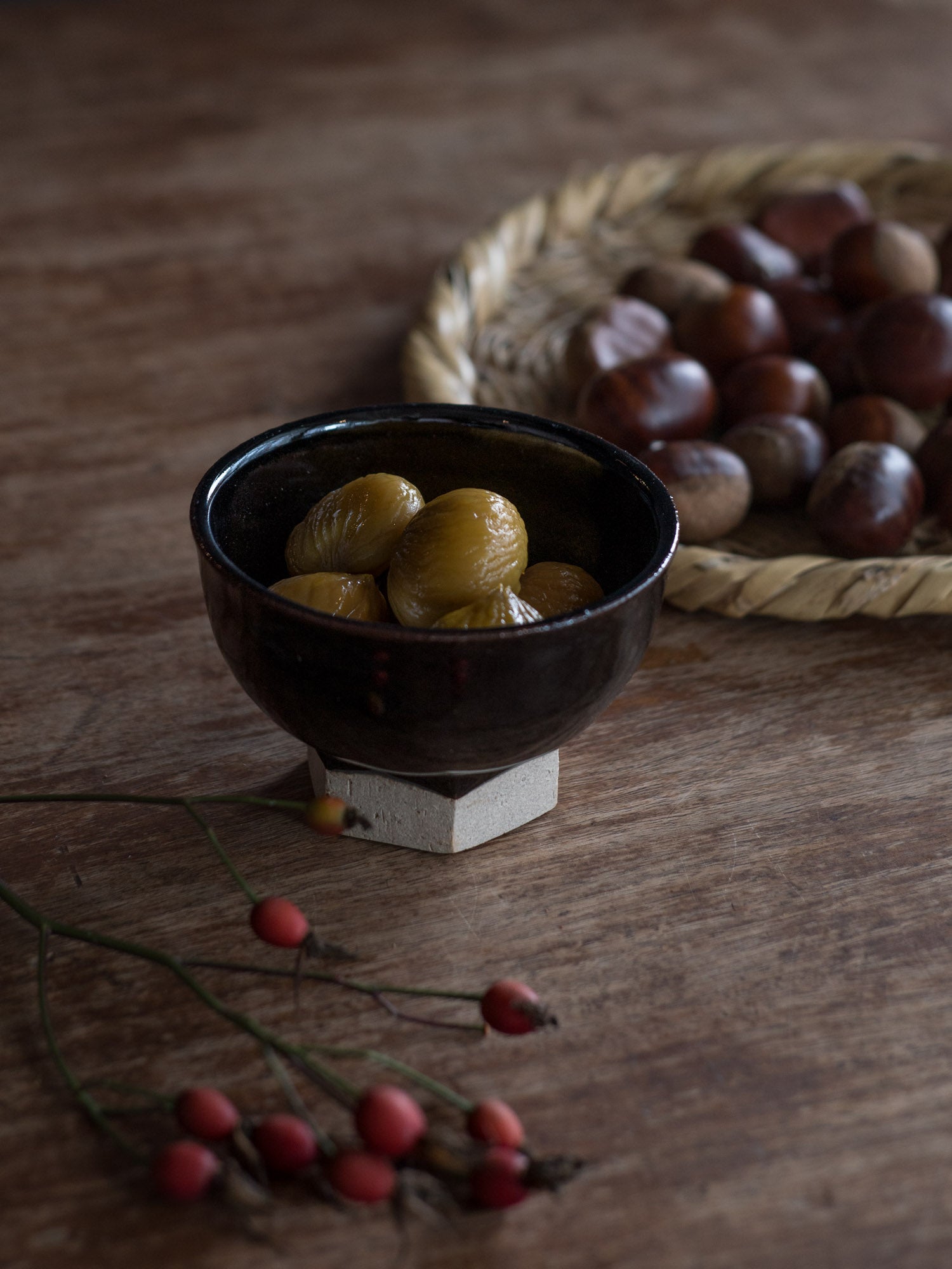 Iga Small Bowl with Hexagon Base