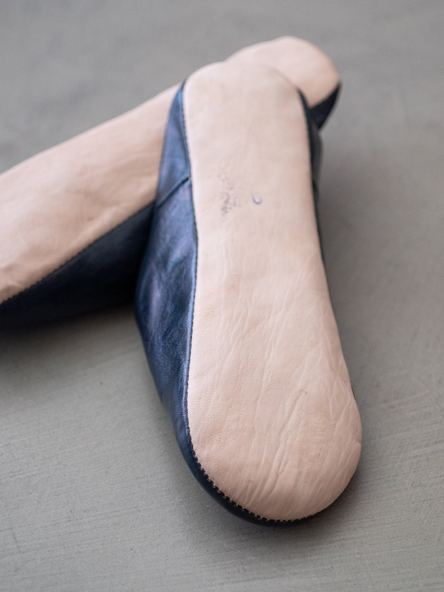 Babouche Leather Slippers – Navy