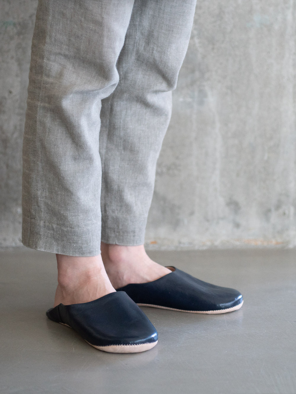 Babouche Leather Slippers – Navy