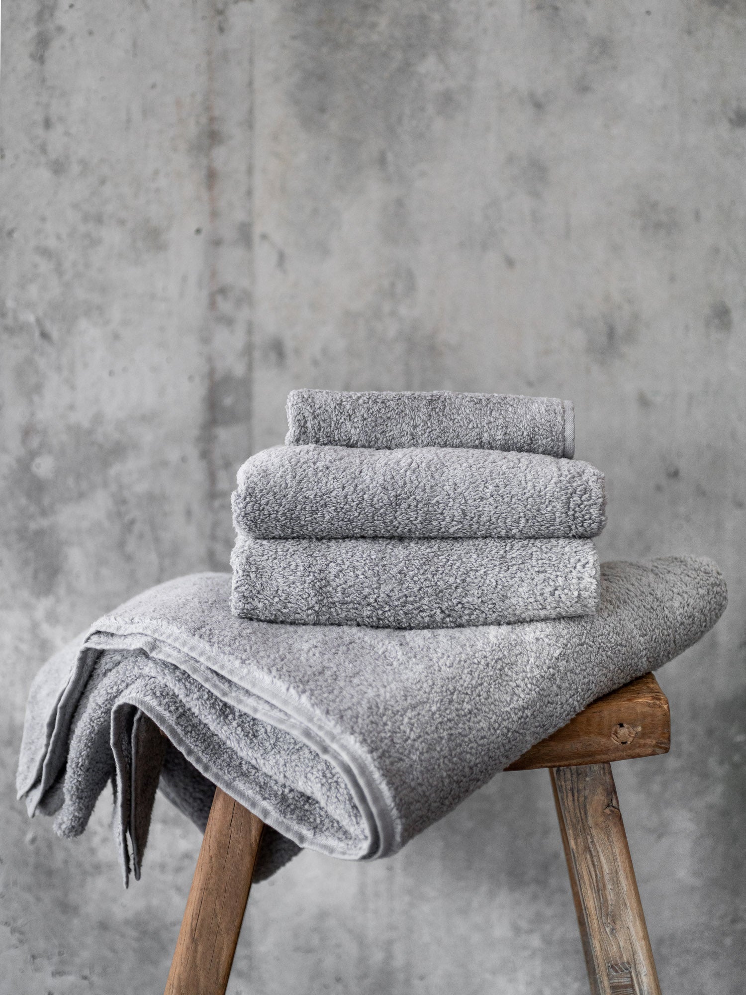 CL Zero Twist Towel – Grey