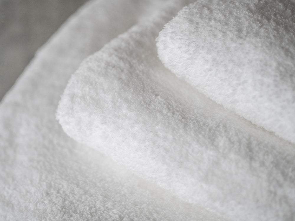 CL Zero Twist Towel – White