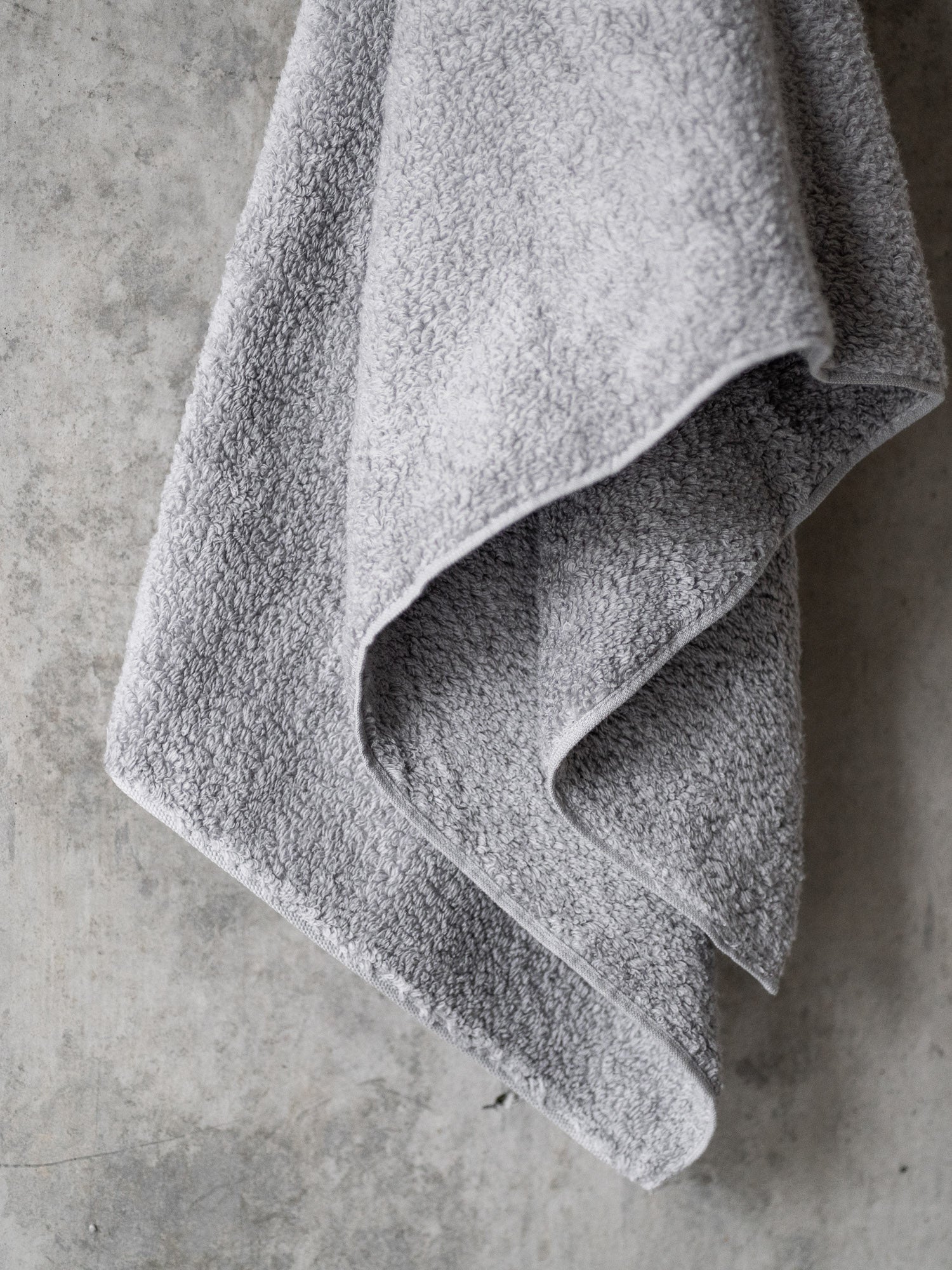 CL Zero Twist Towel – Grey