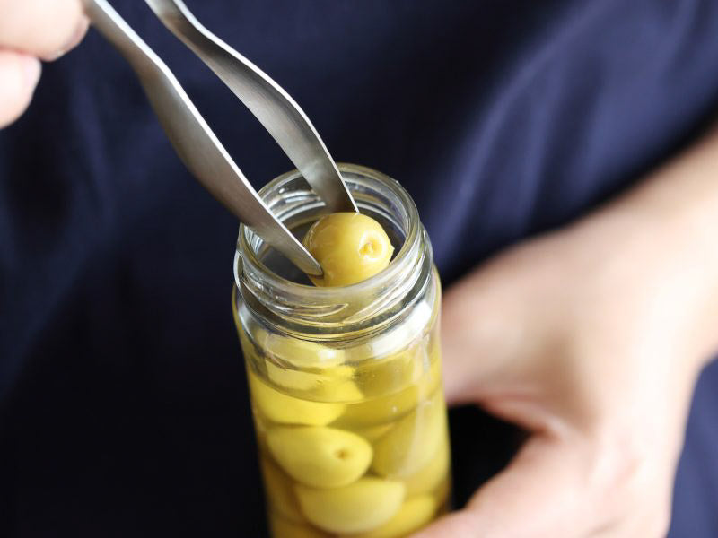 Otegaru Pickle Tongs