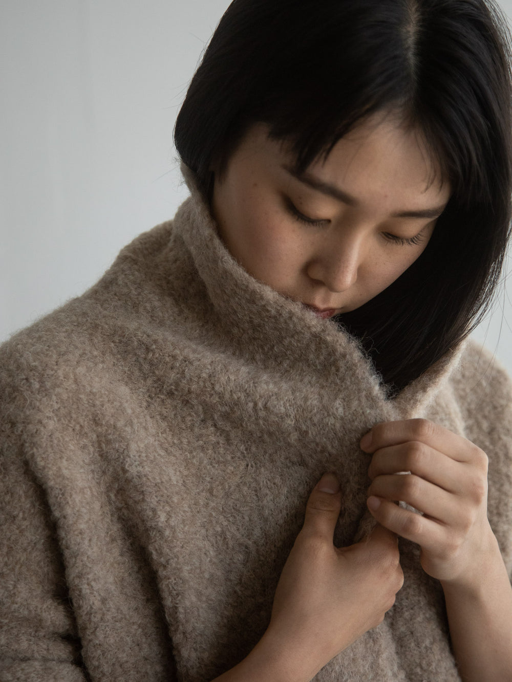 Alpaca Folk Collar Cardigan - Beige