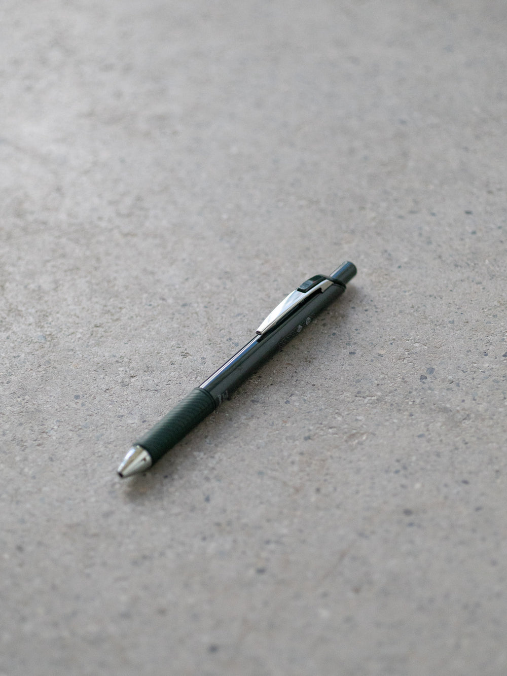 Energel Tradio Gel Pen