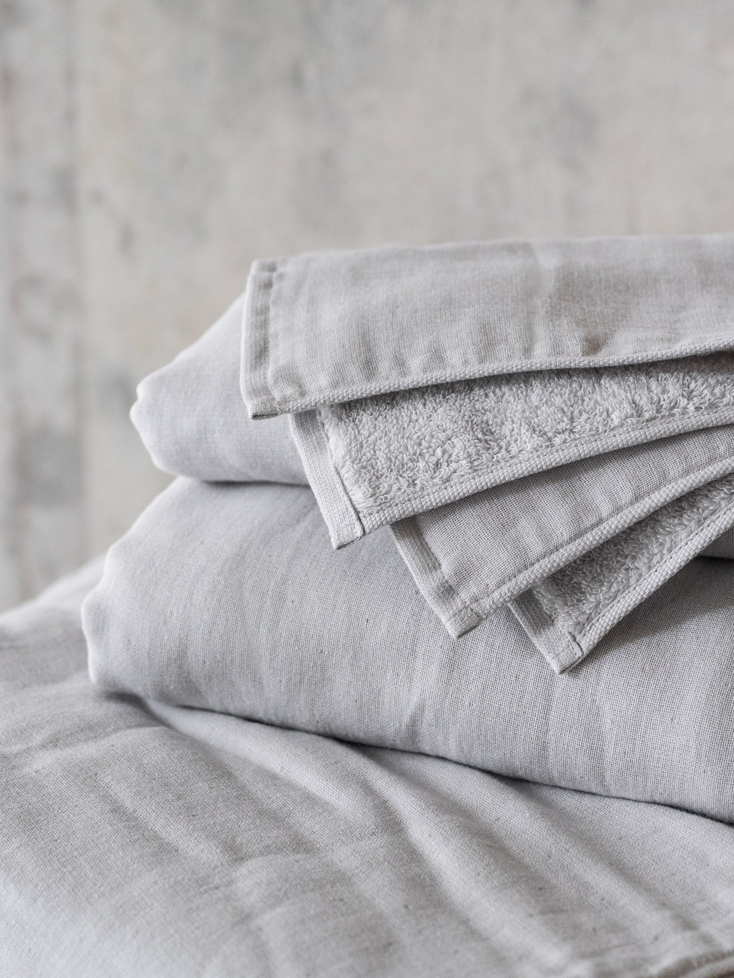 Gauze & Pile Towel – Grey