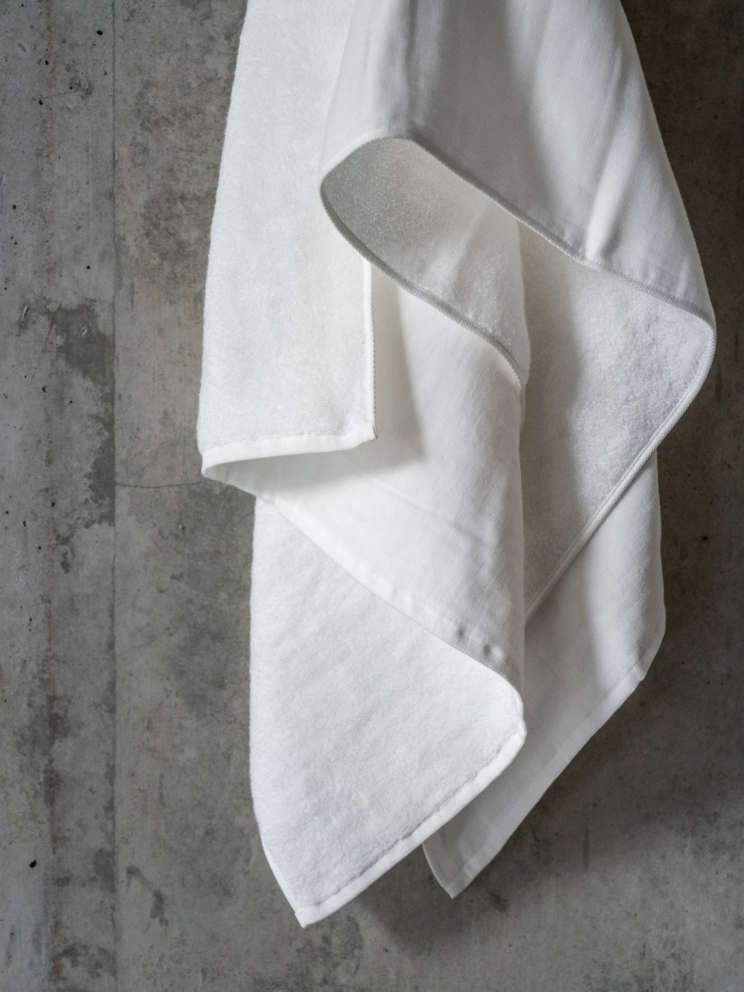 Gauze & Pile Towel – White