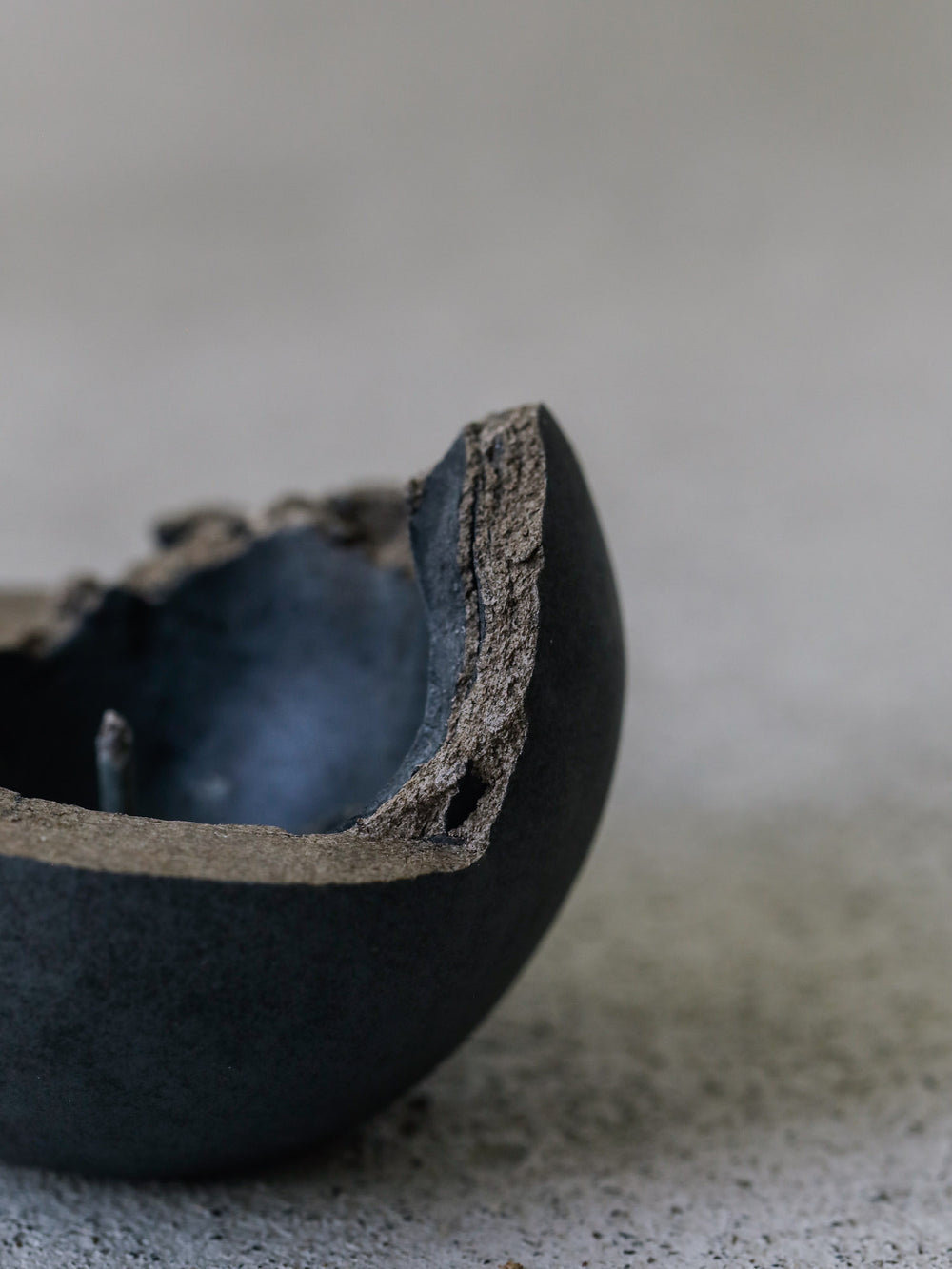 Core Candle Holder – Charcoal