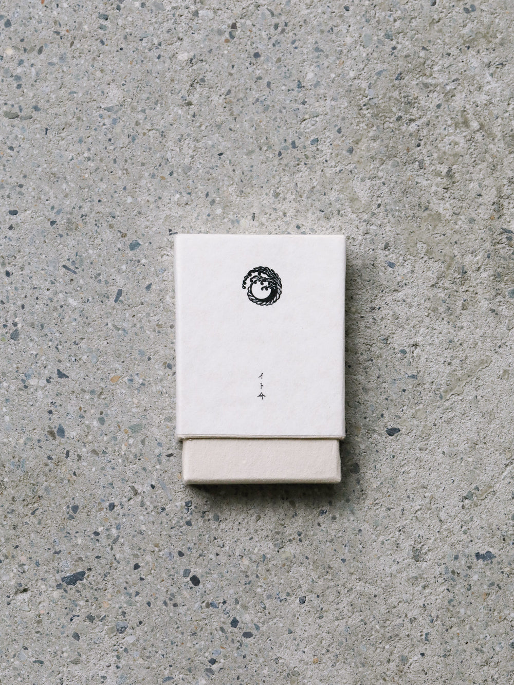 Itoima Purifying Salt Candle 5