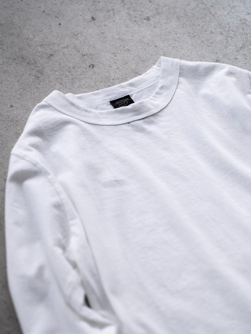 Long Sleeve T-Shirt – White