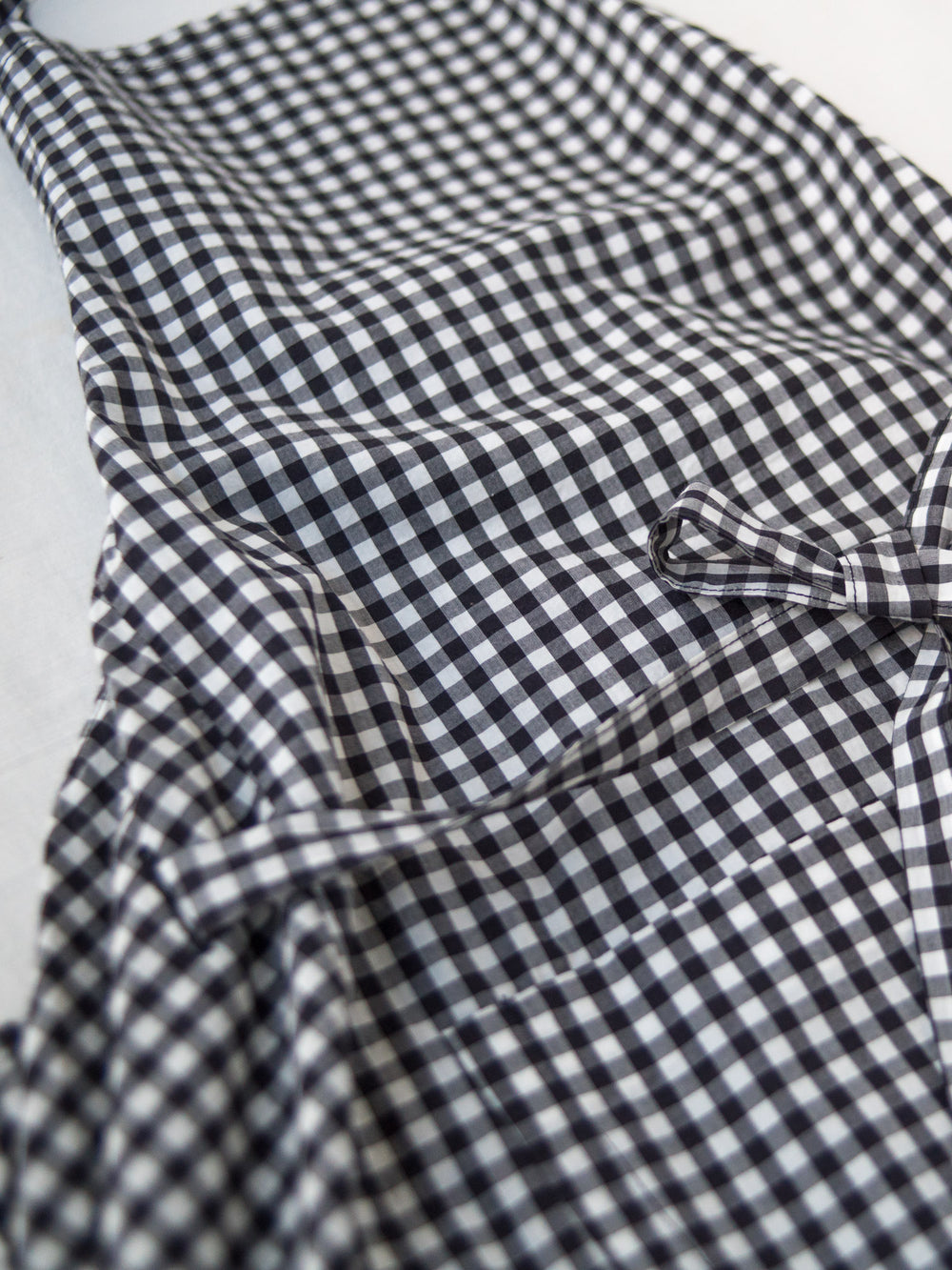 Homspun Apron – Gingham Black