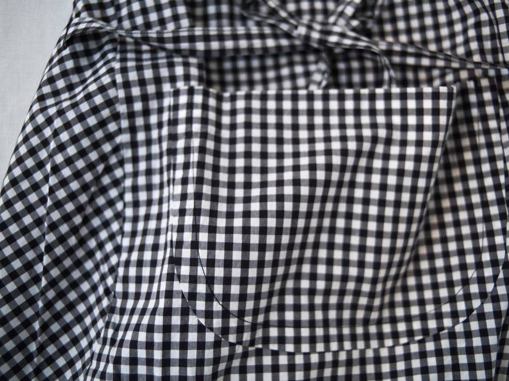 Homspun Apron – Gingham Black