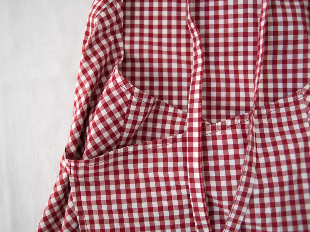 Homspun Apron – Gingham Red