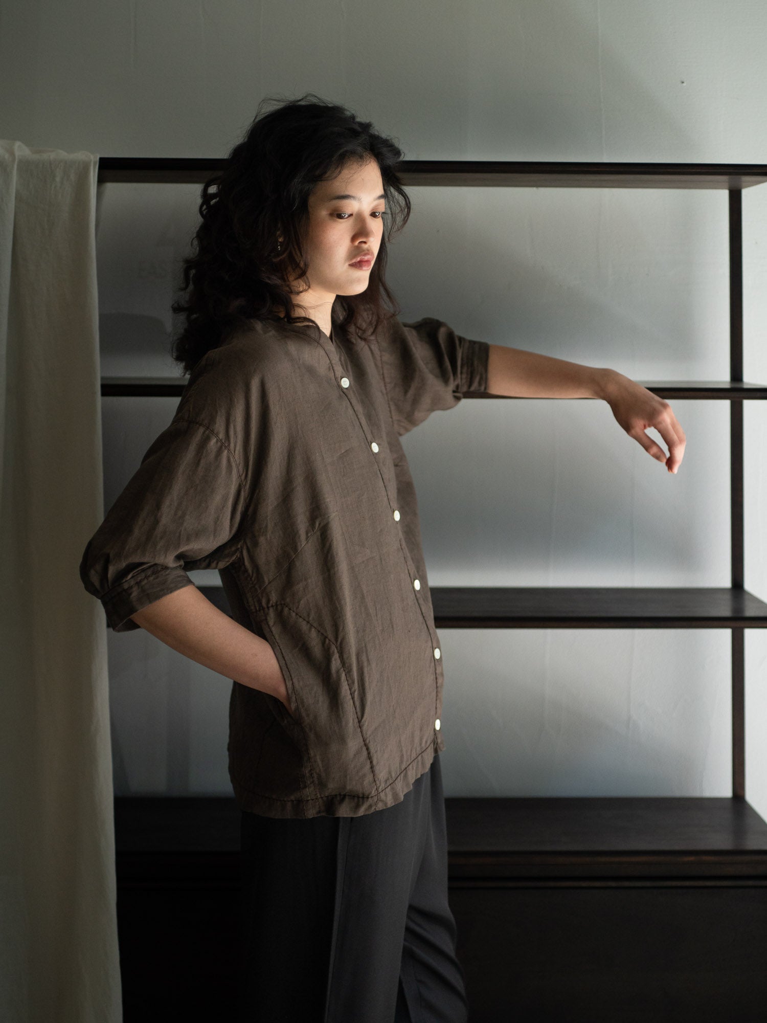 Linen Bio V-neck Blouse - Taupe