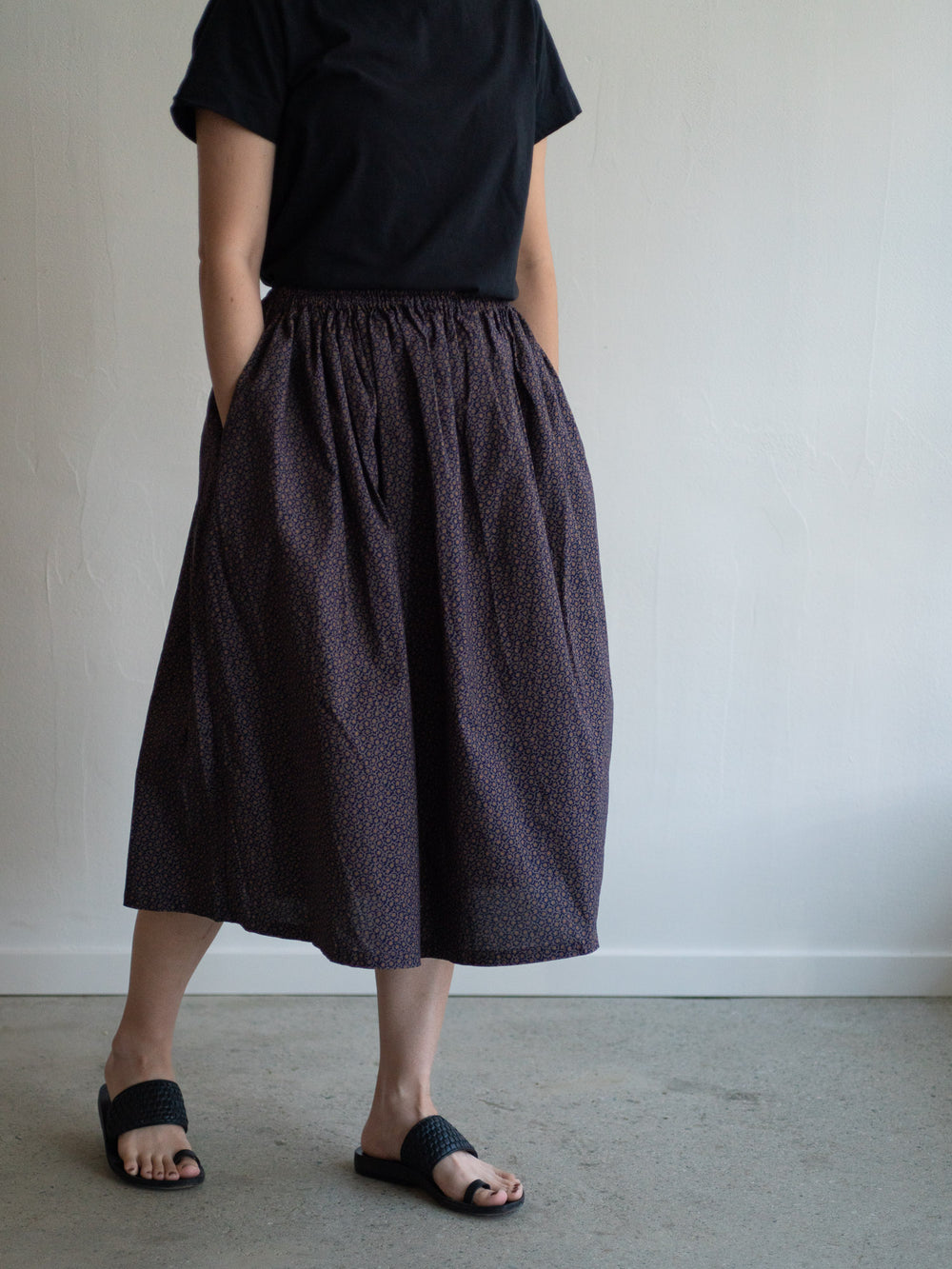 Flower Print Gathered Skirt – Navy