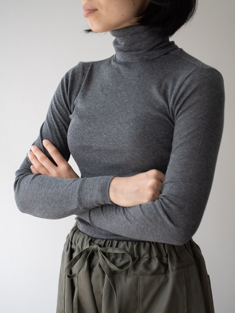 Thin Cotton Turtleneck Shirt - Charcoal