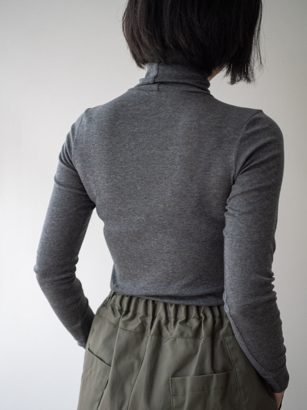 Thin Cotton Turtleneck Shirt - Charcoal