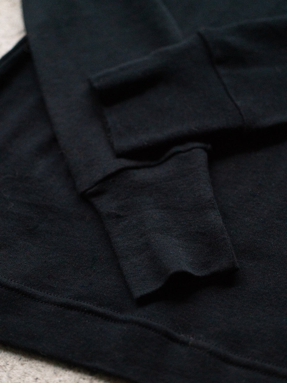 Thin Cotton Turtleneck Shirt - Black