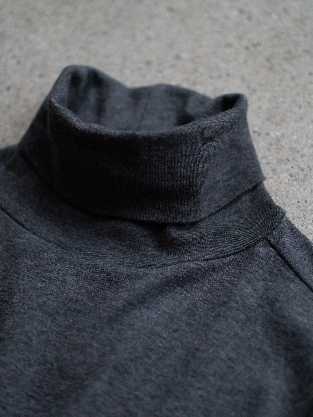 Thin Cotton Turtleneck Shirt - Charcoal