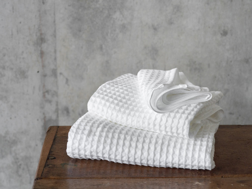 Air Waffle Towel – White