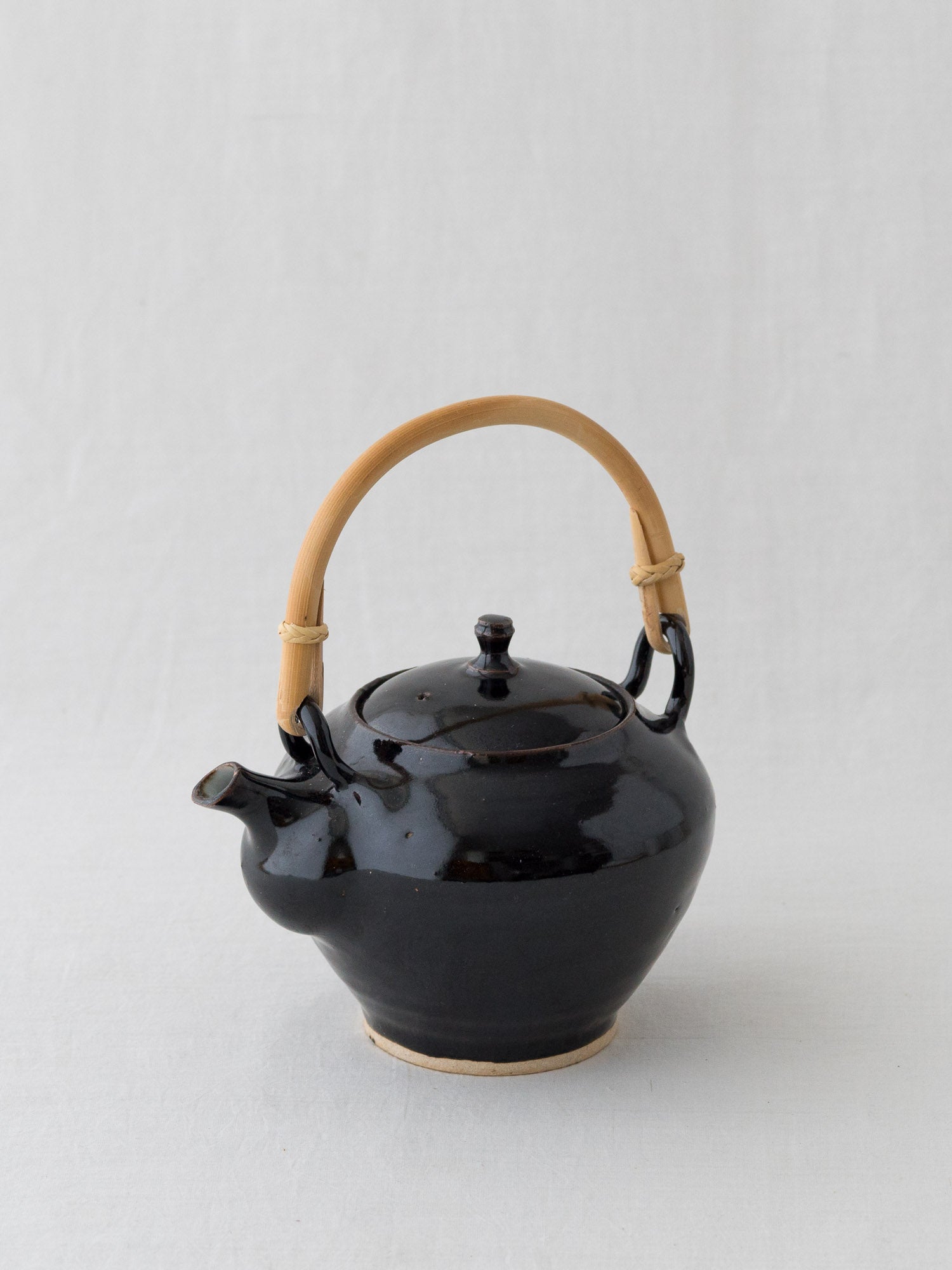 Iga Dobin Teapot – Kuroame