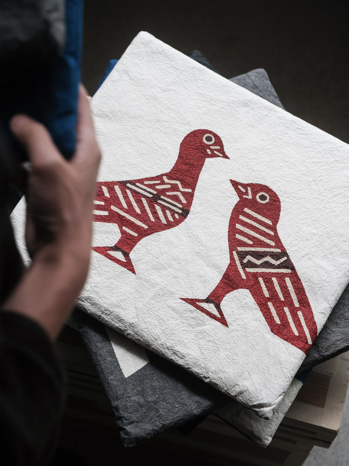 Washi Kakuza Paper Cushion – Red Bird