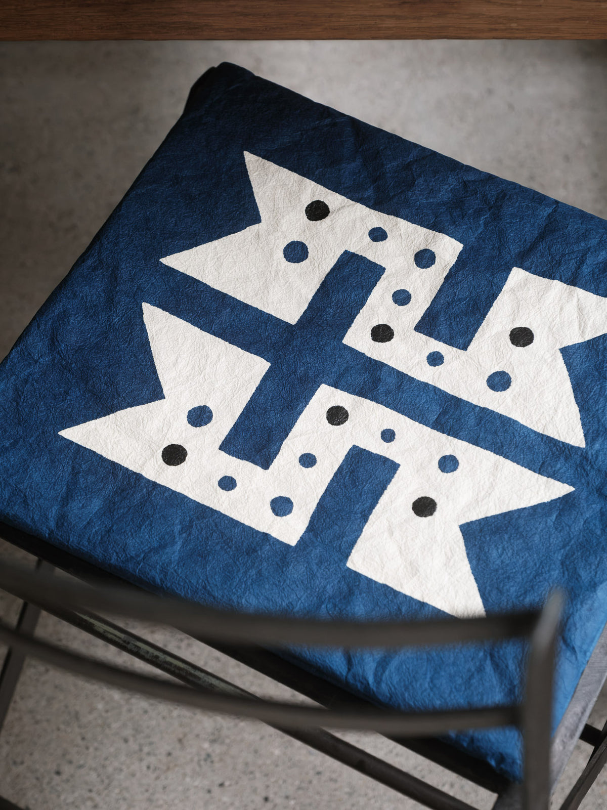 Washi Kakuza Paper Cushion – Design 3 Blue