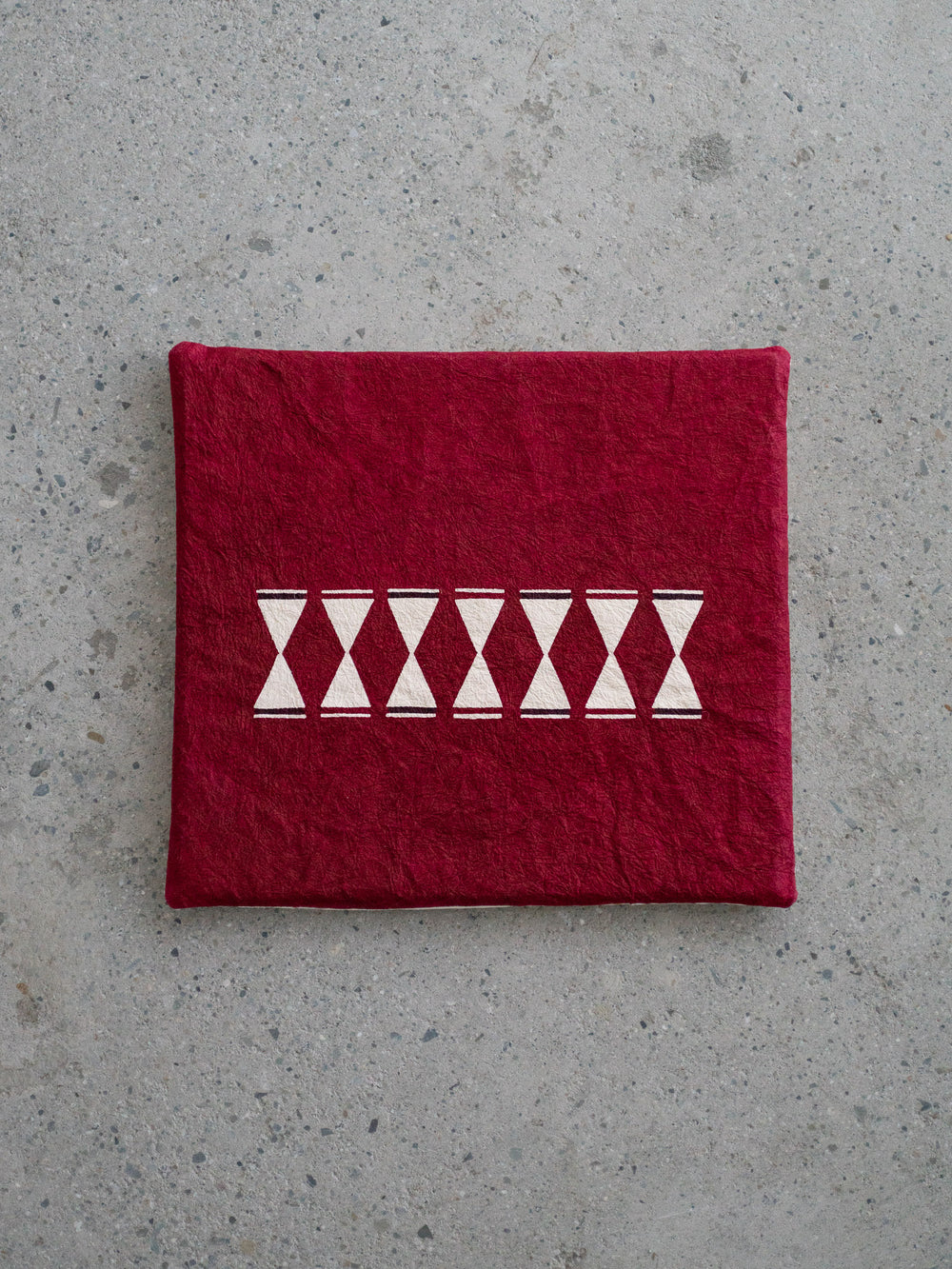 Washi Kakuza Paper Cushion – Red Bird