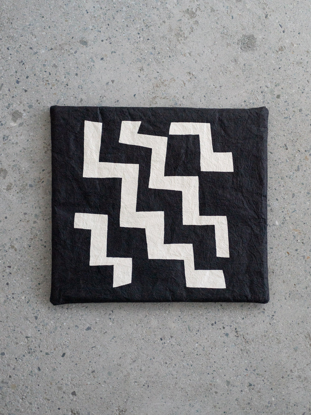 Washi Kakuza Paper Cushion – Design 2 Black