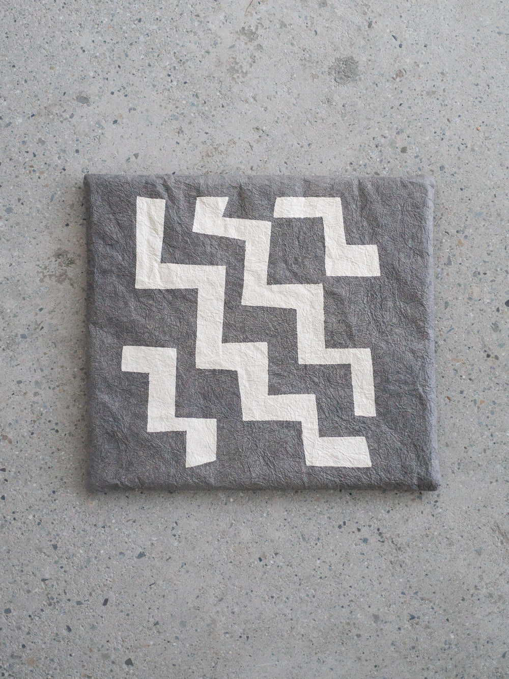 Washi Kakuza Paper Cushion – Design 2 Grey