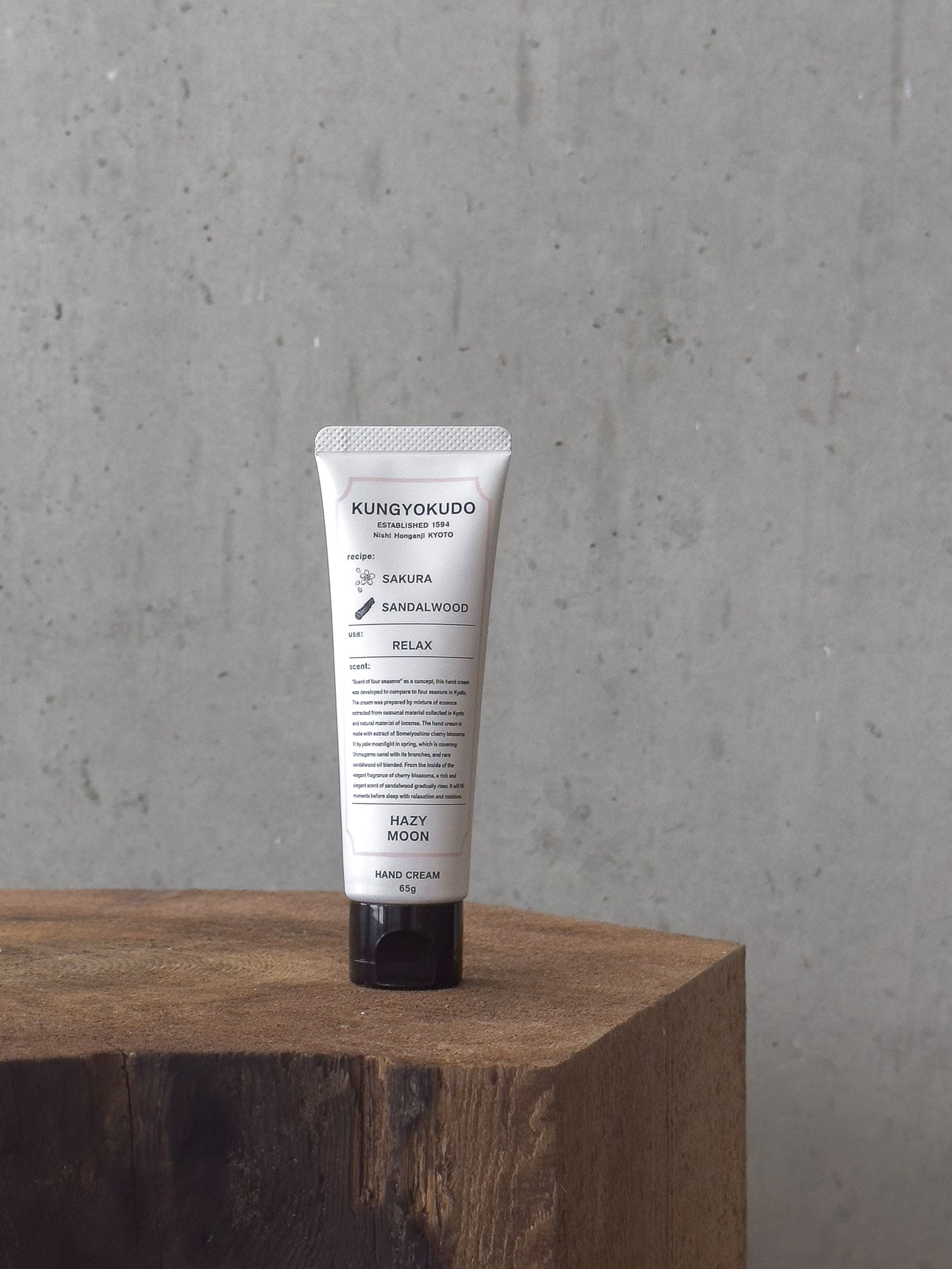 Sakura Hand Cream - Hazy Moon (Relax)