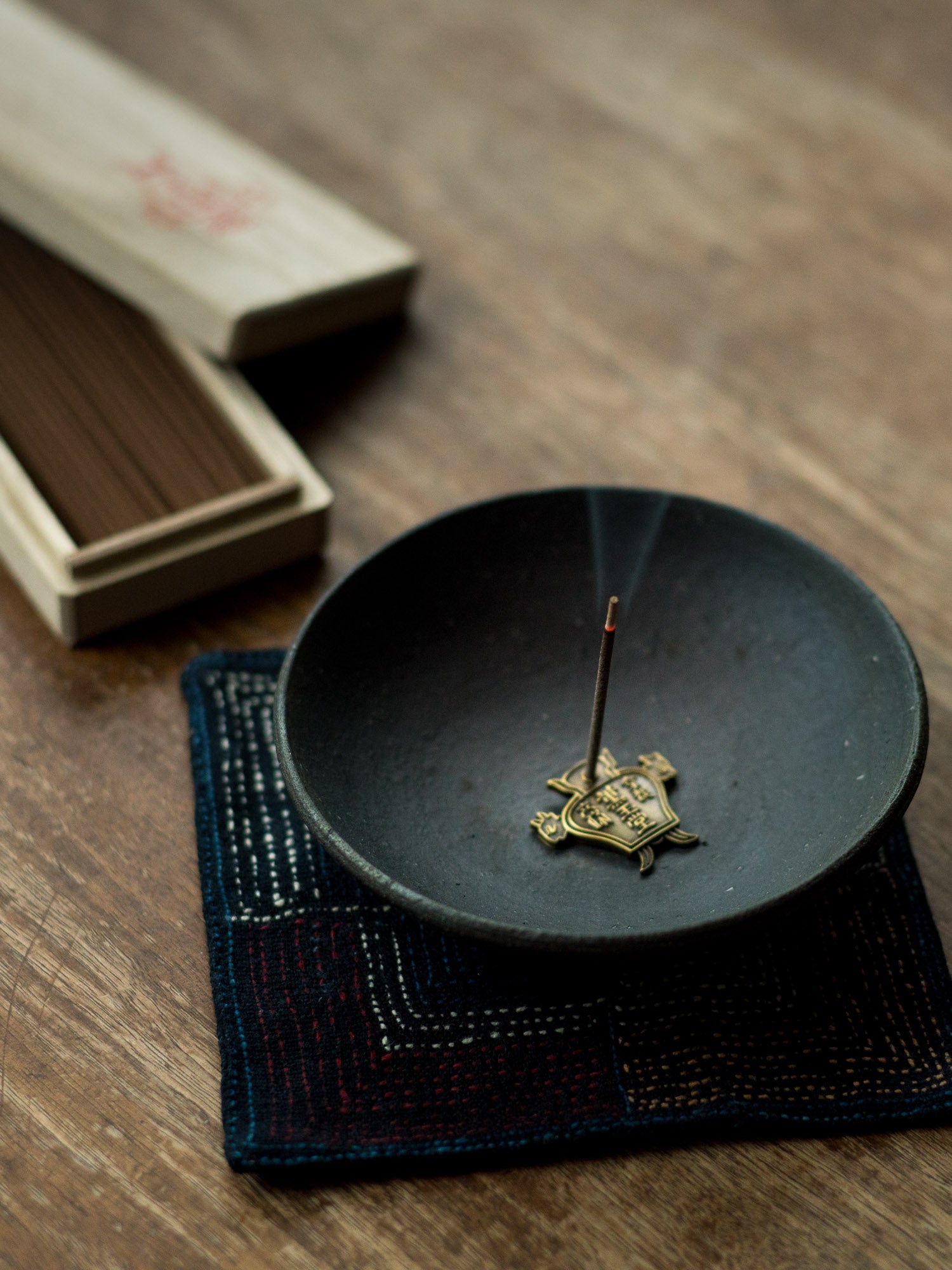 Kungyokudo Incense Holder