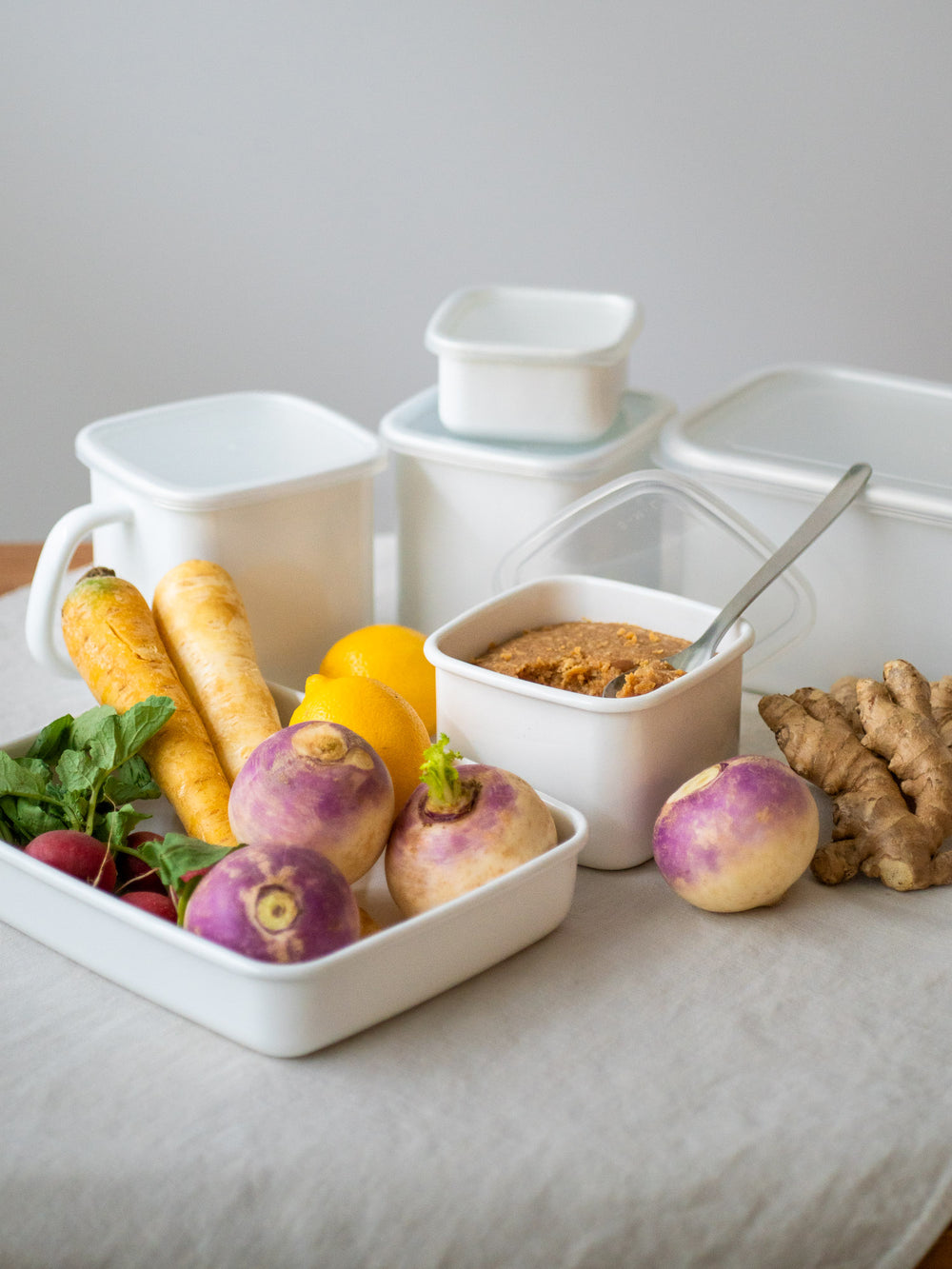 Noda Horo Enamel Container – Square with Handle