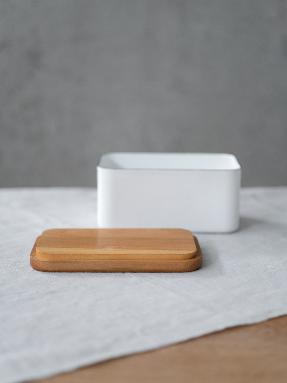 Noda Horo Enamel Butter Case
