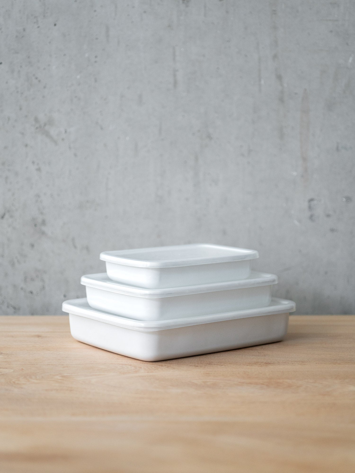 Noda Horo Enamel Container – Shallow Rectangle