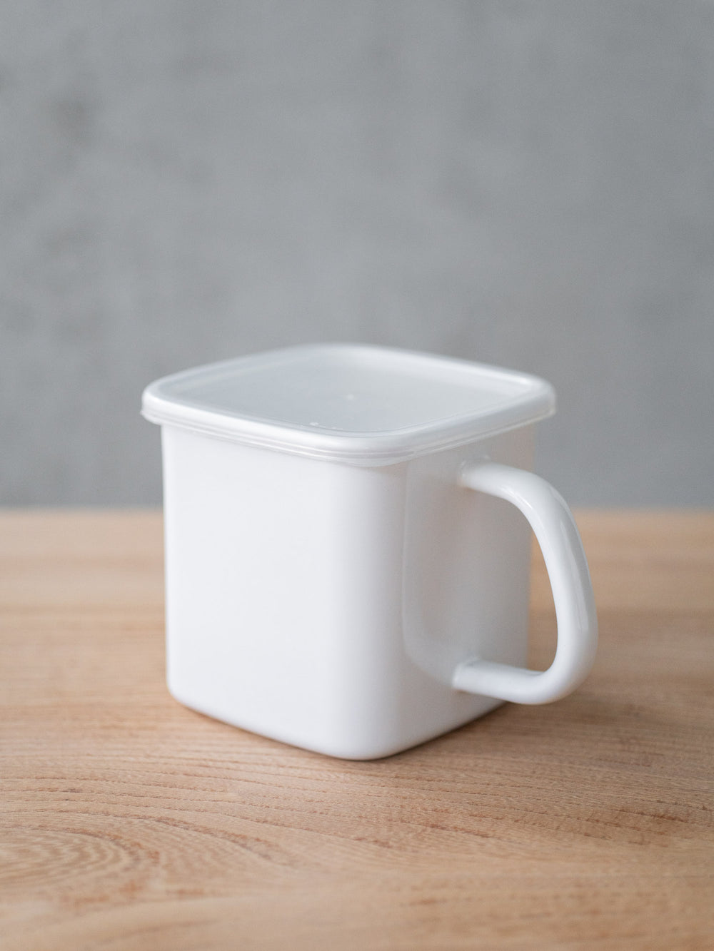 Noda Horo Enamel Container – Square with Handle