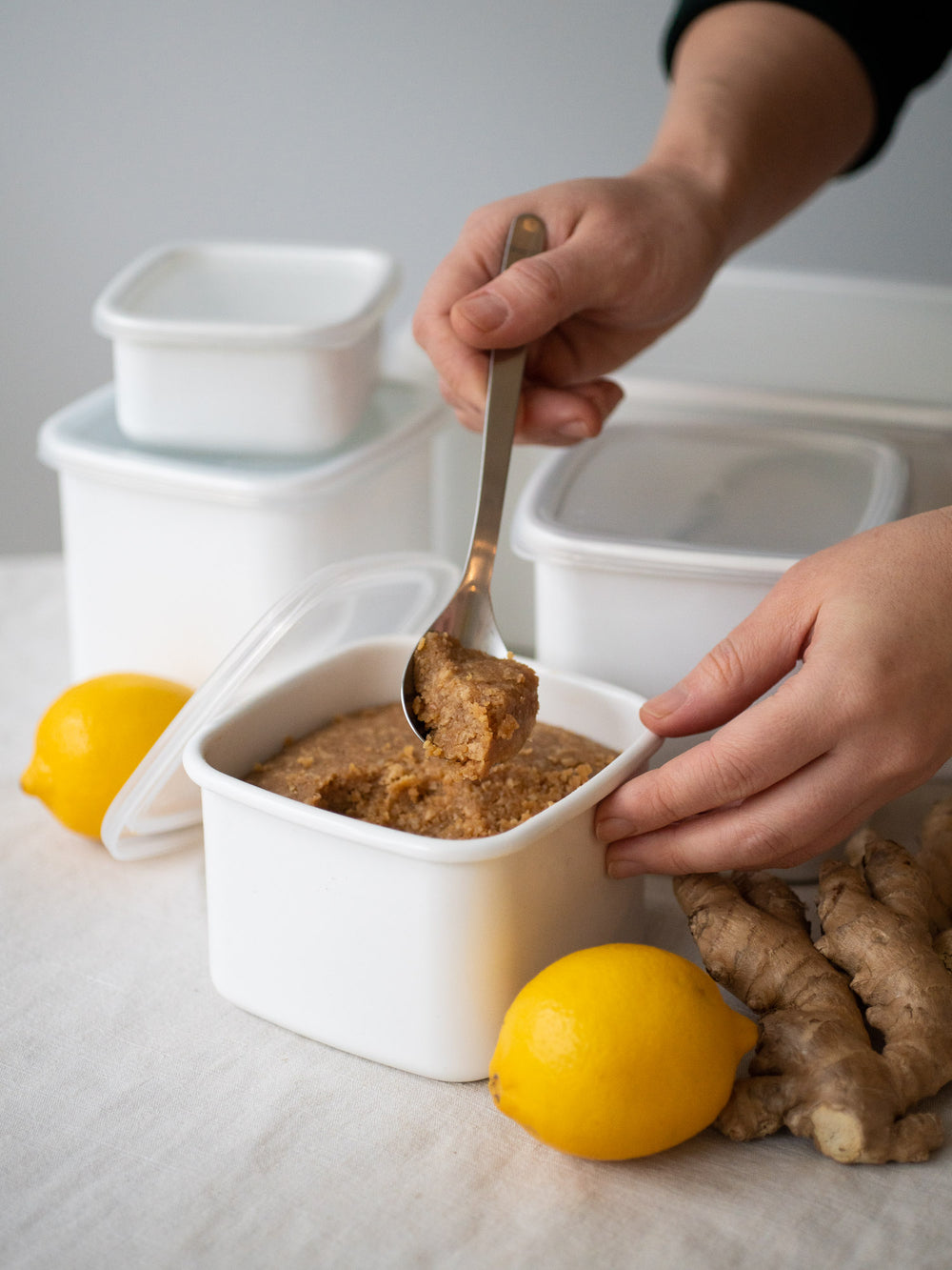 Noda Horo Enamel Container – Square with Handle