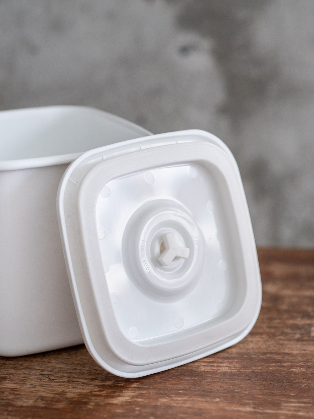 Noda Horo Sealed Lid – Square