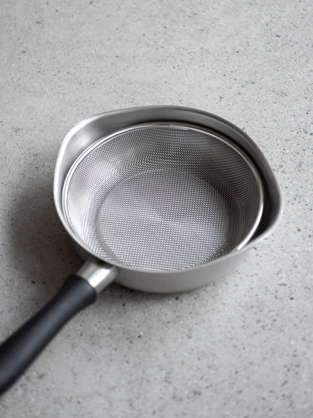 Shallow Tough Mesh Strainer