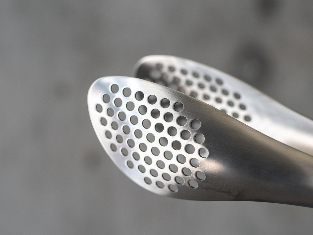 Sori Yanagi Stainless Tongs – Perforated