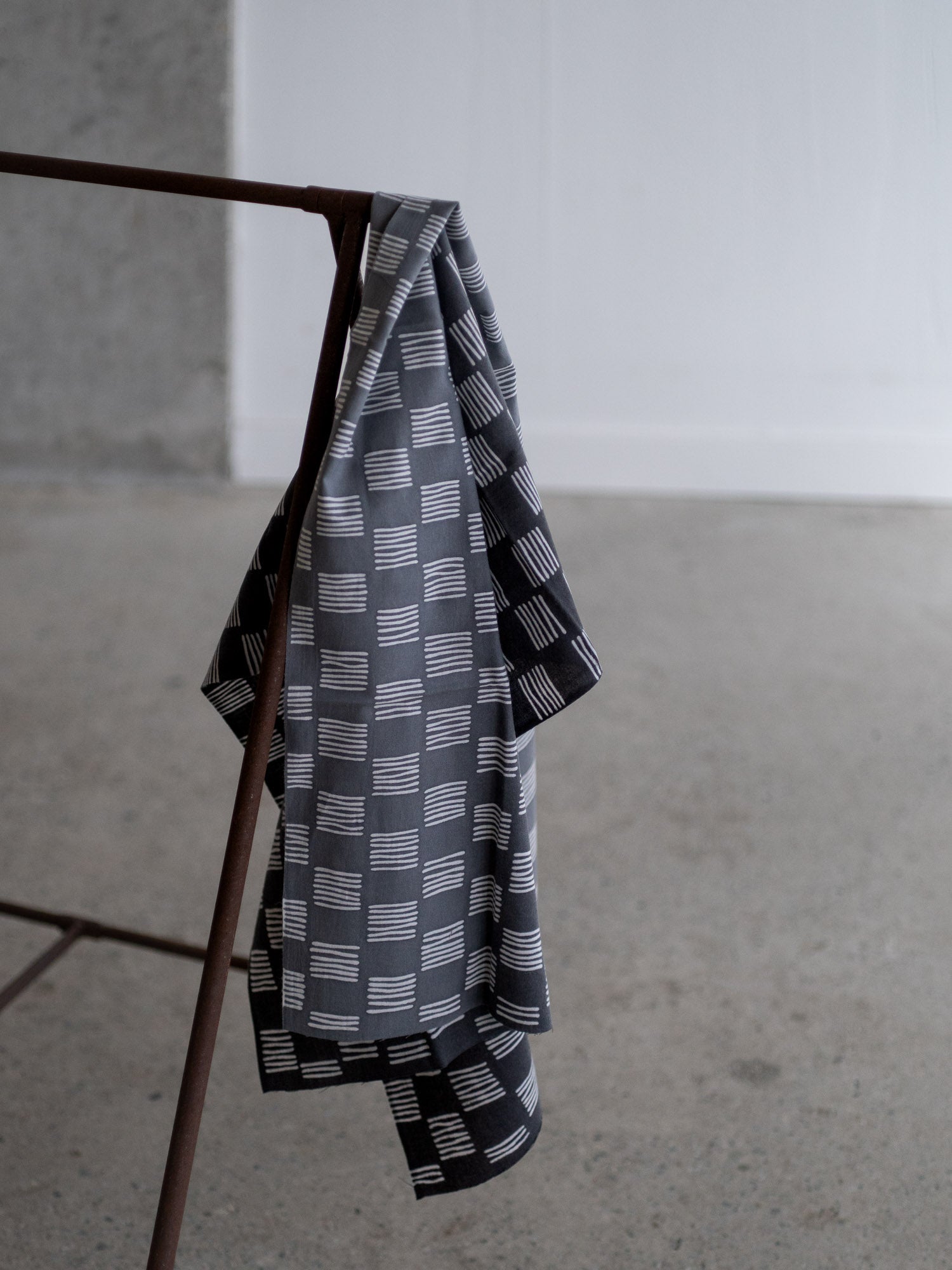 Tenugui - Yoroke Ichimatsu Grey