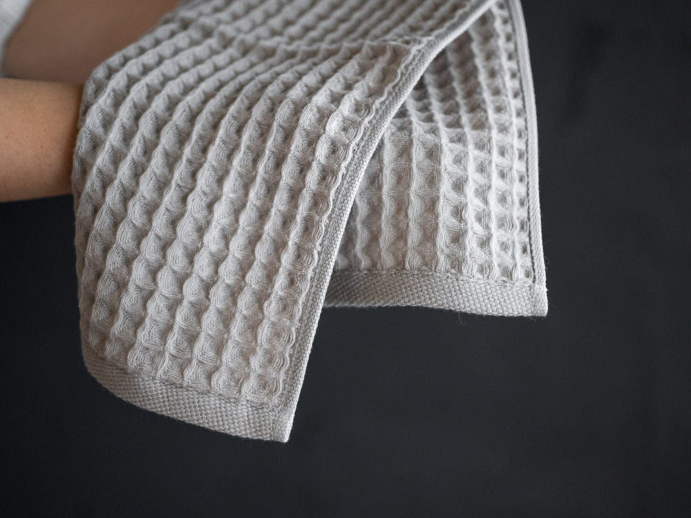 Air Waffle Towel – Grey