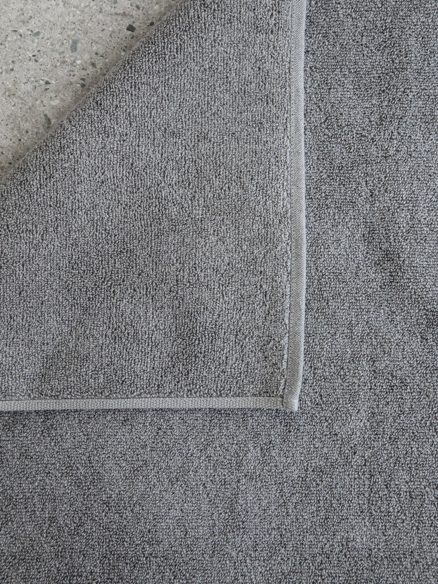 Paper Pile Bath Mat - Grey