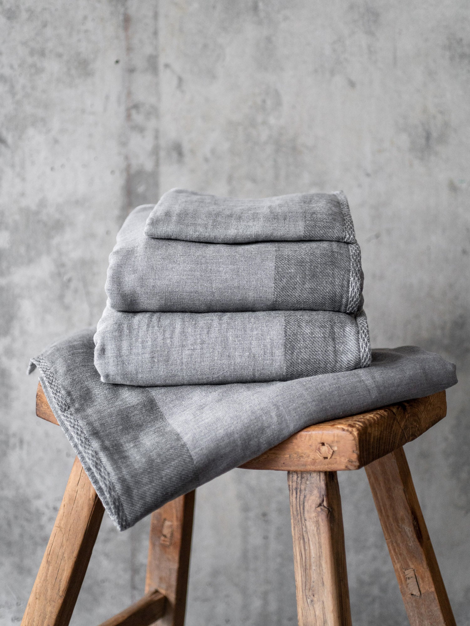 Zen Charcoal Gauze Pile Towel Grey