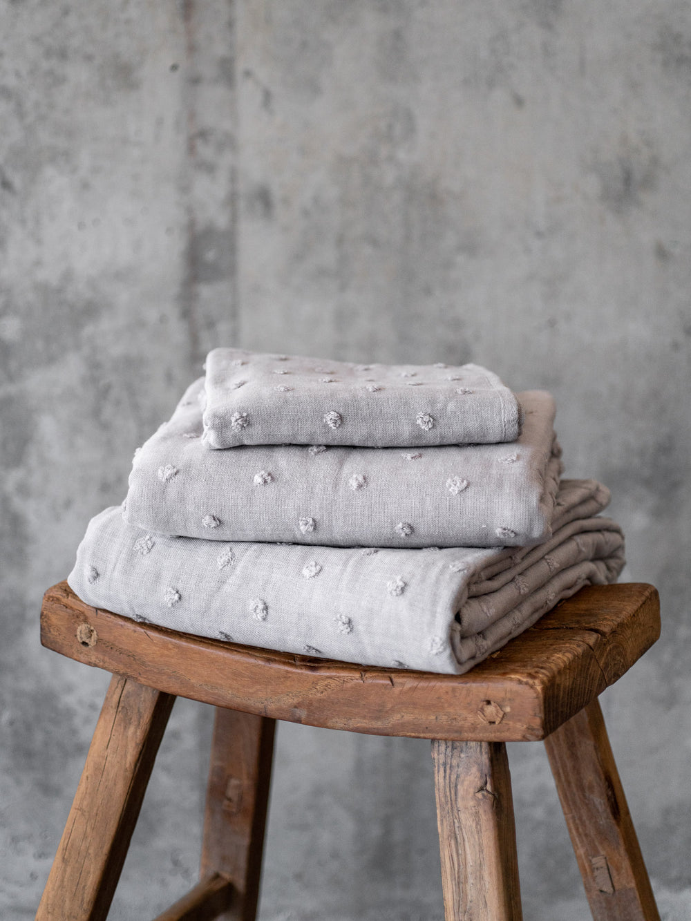 Zero Twist Gauze Dot Towel – Grey