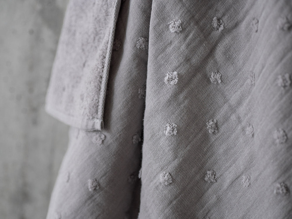 Zero Twist Gauze Dot Towel – Grey