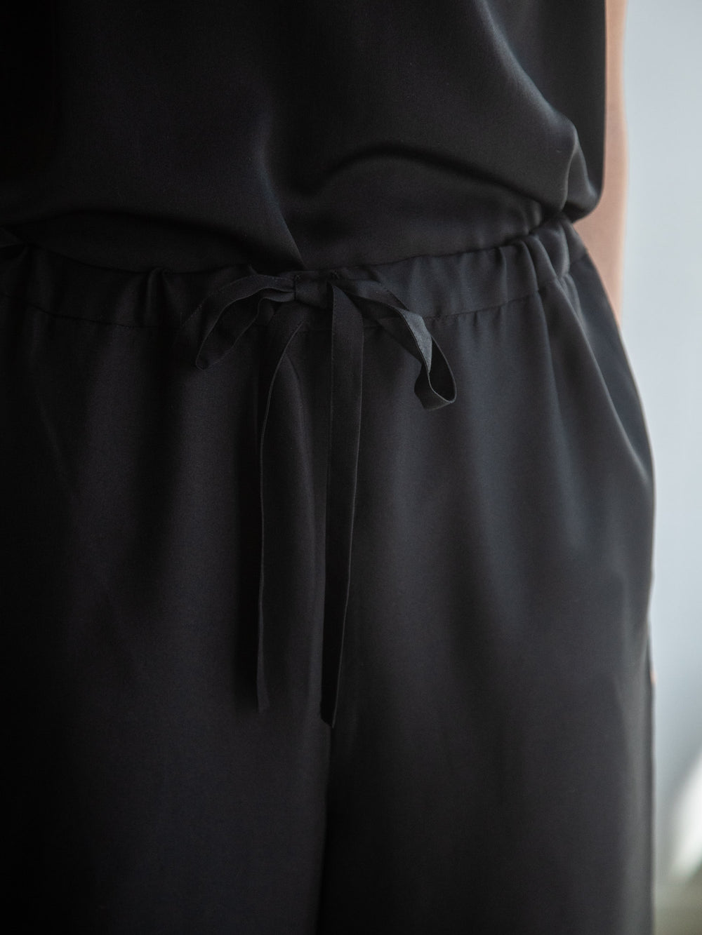 Unisex Silk Long Pants - Black