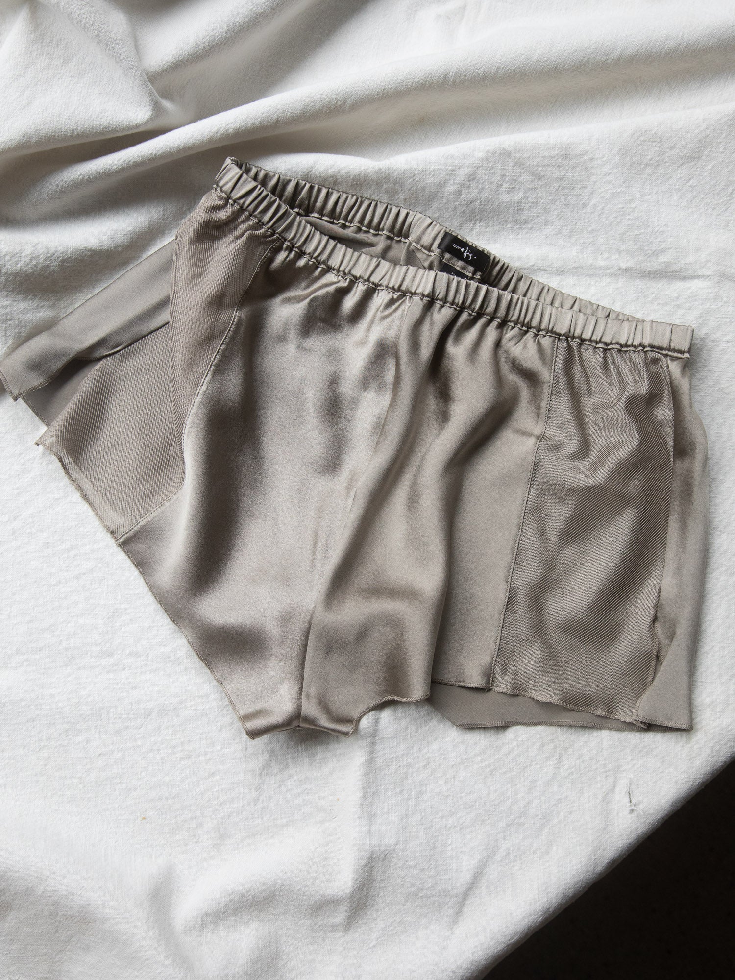 Silk Trapèze Mesh Panty - Beige